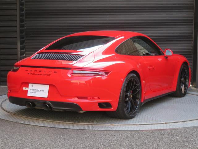 ９１１カレラＧＴＳ　ＰＡＳＭ／ＰＤＣＣ／リアアクセルステア／アダプティブスポーツシートプラス／クルーズコントロール／レーンチェンジ／ステアリングホイール／パワステプラス(10枚目)