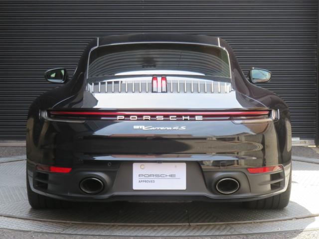 ９１１ ９１１カレラ４Ｓ　オールレザーインテリア／スポーツエグゾースト／スポーツクロノ／ＰＡＳＭ／アルカンターラルーフ／カレラクラシックホイール／ポルシェ・エントリー＆ドライブ／レーンチェンジ／自動防眩ミラー（9枚目）