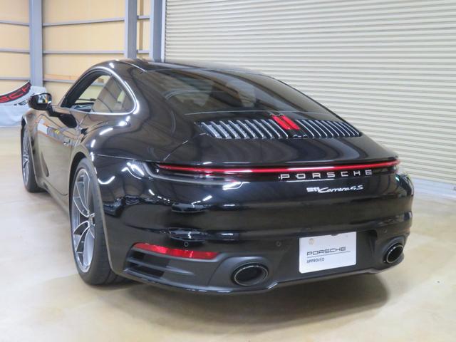 ９１１カレラ４Ｓ　オールレザーインテリア／スポーツエグゾースト／スポーツクロノ／ＰＡＳＭ／アルカンターラルーフ／カレラクラシックホイール／ポルシェ・エントリー＆ドライブ／レーンチェンジ／自動防眩ミラー(66枚目)