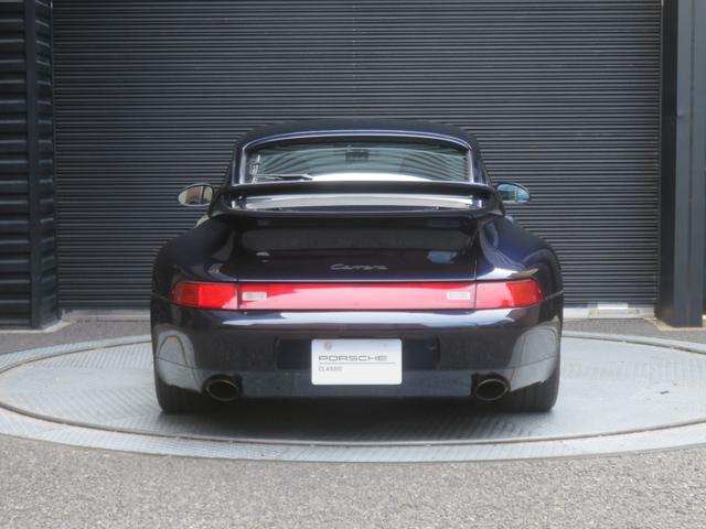 ９１１ ９１１カレラ　６Ｍ／Ｔ　ＣＵＰ　ホイール１７インチ　（アルミ）／リヤ　ワイパー／エアコン／ハイマウント・ブレーキ・ランプ／キセノンヘッドライト／純正フロント・リアスポイラー（9枚目）