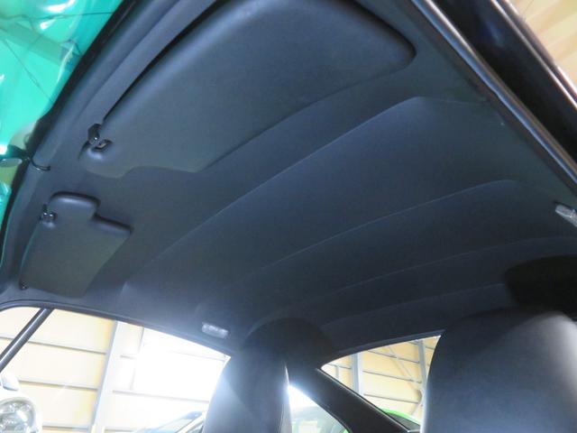 ９１１ ９１１カレラ　６Ｍ／Ｔ　ＣＵＰ　ホイール１７インチ　（アルミ）／リヤ　ワイパー／エアコン／ハイマウント・ブレーキ・ランプ／キセノンヘッドライト／純正フロント・リアスポイラー（15枚目）