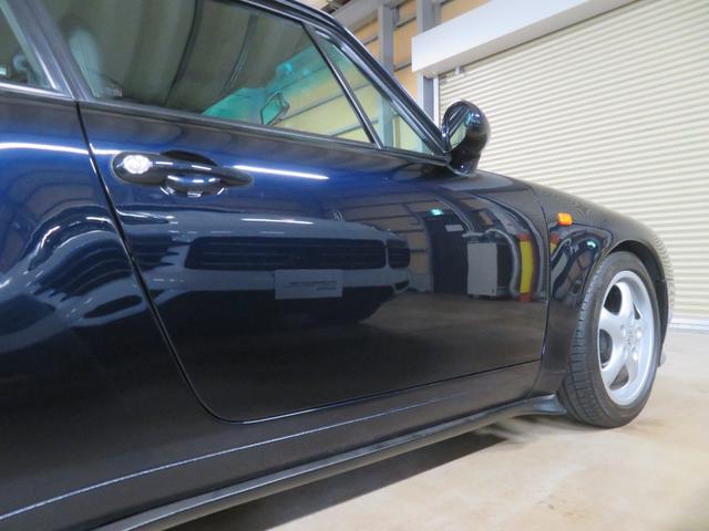 ９１１ ９１１カレラ　６Ｍ／Ｔ　ＣＵＰ　ホイール１７インチ　（アルミ）／リヤ　ワイパー／エアコン／ハイマウント・ブレーキ・ランプ／キセノンヘッドライト／純正フロント・リアスポイラー（47枚目）