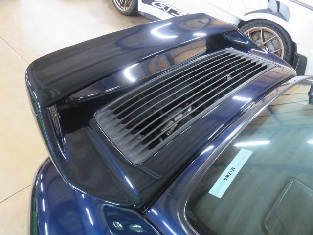 ９１１ ９１１カレラ　６Ｍ／Ｔ　ＣＵＰ　ホイール１７インチ　（アルミ）／リヤ　ワイパー／エアコン／ハイマウント・ブレーキ・ランプ／キセノンヘッドライト／純正フロント・リアスポイラー（61枚目）