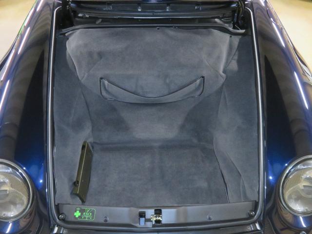 ９１１ ９１１カレラ　６Ｍ／Ｔ　ＣＵＰ　ホイール１７インチ　（アルミ）／リヤ　ワイパー／エアコン／ハイマウント・ブレーキ・ランプ／キセノンヘッドライト／純正フロント・リアスポイラー（64枚目）