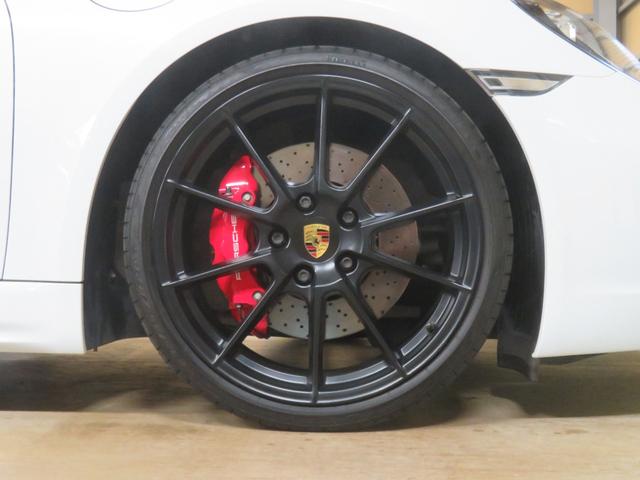 718ケイマン 718ケイマンGTS 4.0 右ハンドル PDK/ブラック レザーインテリアRace-Tex/オートエアコン/電動可倒式ドアミラー/シートヒーター/スポーツクロノストップウォッチ ダイアル ガーズレッド(47枚目)