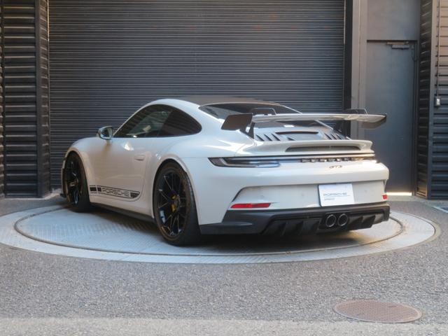 ９１１ ９１１ＧＴ３　レザー　Ｒａｃｅ－Ｔｅｘインテリア（コントラストカラーステッチ）／３Ｄプリント（ソフト硬度）フルバケ／ＰＣＣＢ／カーボンルーフ／ＬＥＤマトリックス／Ｆリフト／ミラー上部トリム（カーボン）／ＢＯＳＥ（8枚目）