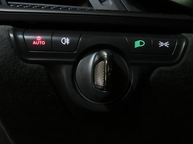 ９１１ ９１１ＧＴ３　レザー　Ｒａｃｅ－Ｔｅｘインテリア（コントラストカラーステッチ）／３Ｄプリント（ソフト硬度）フルバケ／ＰＣＣＢ／カーボンルーフ／ＬＥＤマトリックス／Ｆリフト／ミラー上部トリム（カーボン）／ＢＯＳＥ（22枚目）