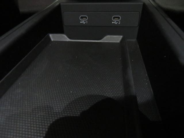 ９１１ ９１１ＧＴ３　レザー　Ｒａｃｅ－Ｔｅｘインテリア（コントラストカラーステッチ）／３Ｄプリント（ソフト硬度）フルバケ／ＰＣＣＢ／カーボンルーフ／ＬＥＤマトリックス／Ｆリフト／ミラー上部トリム（カーボン）／ＢＯＳＥ（33枚目）