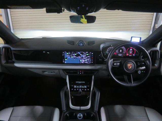カイエンクーペ ベースグレード レザーインテリア/22AW 911 Turbo Design/HDマトリックス/エアサス/SportDesign/BOSE/HUD/ソフトクローズドア/プライバシーガラス/エアクオリティシステム(3枚目)