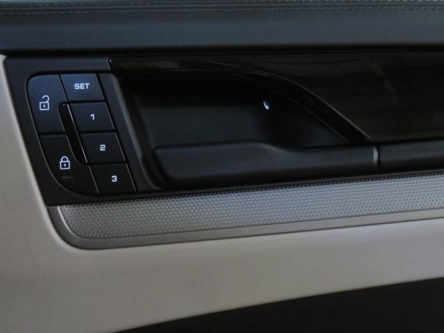 カイエンクーペ ベースグレード レザーインテリア/22AW 911 Turbo Design/HDマトリックス/エアサス/SportDesign/BOSE/HUD/ソフトクローズドア/プライバシーガラス/エアクオリティシステム(36枚目)