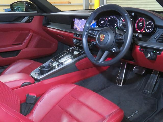 911 911タルガ4 スポーツエグゾースト/スポーツクロノ/20/21インチ Carrera Sホイールサテンブラック塗装/4-wayスポーツシートプラス/パワステプラス/アンビエントライト(21枚目)