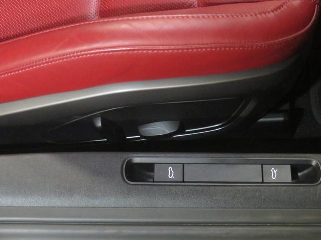 911 911タルガ4 スポーツエグゾースト/スポーツクロノ/20/21インチ Carrera Sホイールサテンブラック塗装/4-wayスポーツシートプラス/パワステプラス/アンビエントライト(41枚目)