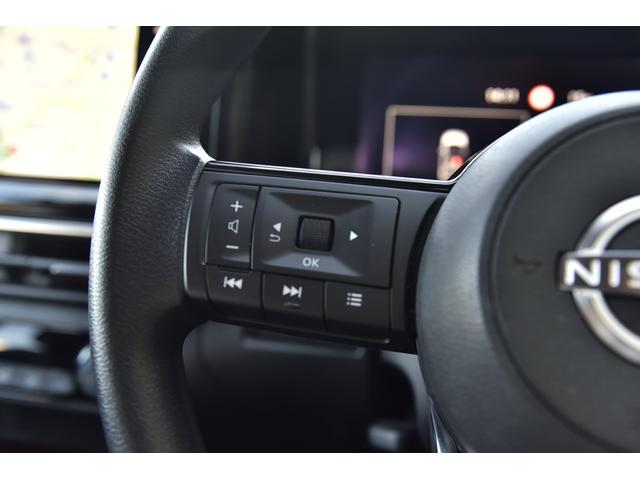 ノート Ｘ　ユーザー様買取　純正ナビ　テレビ　３６０°カメラ　ＥＴＣ　オートエアコン　デジタルインナーミラー（11枚目）