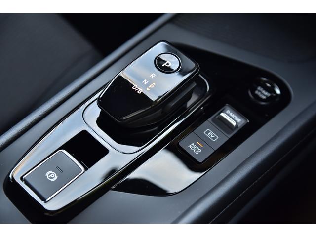 ノート Ｘ　ユーザー様買取　純正ナビ　テレビ　３６０°カメラ　ＥＴＣ　オートエアコン　デジタルインナーミラー（15枚目）