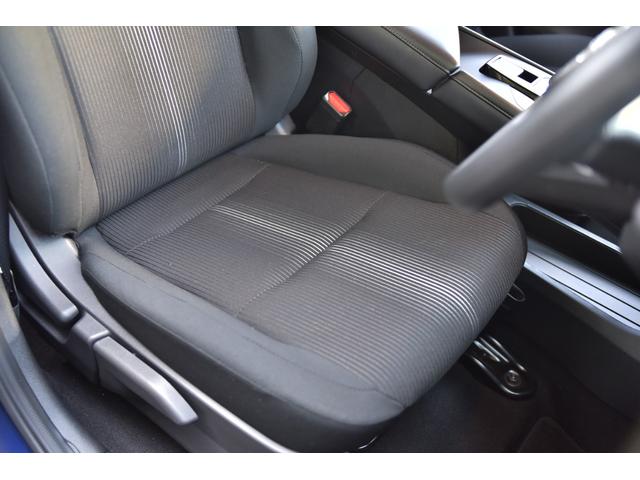 ノート Ｘ　ユーザー様買取　純正ナビ　テレビ　３６０°カメラ　ＥＴＣ　オートエアコン　デジタルインナーミラー（20枚目）