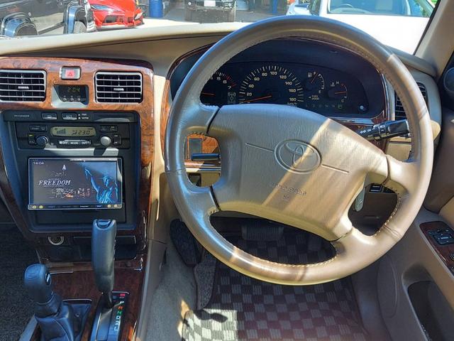 ハイラックスサーフ SSR-X(3枚目)