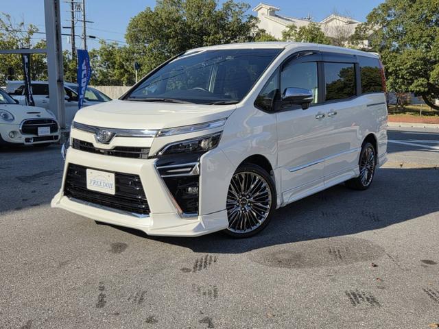 ヴォクシー ＺＳ　煌ＩＩＩ（2枚目）