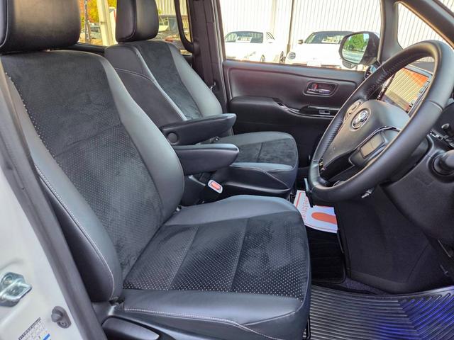 ヴォクシー ＺＳ　煌ＩＩＩ（6枚目）