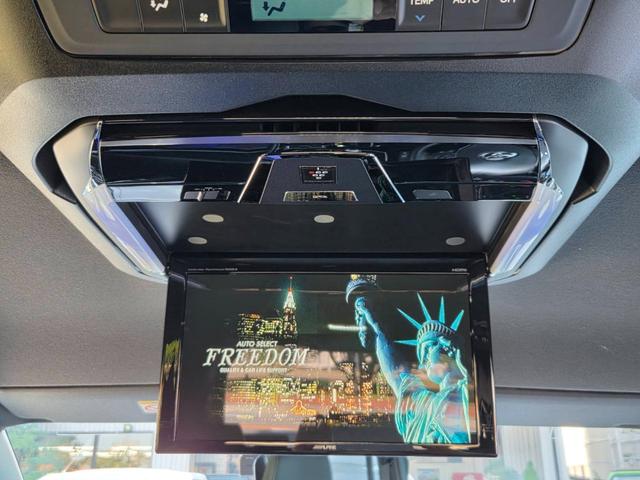 ヴォクシー ＺＳ　煌ＩＩＩ（15枚目）