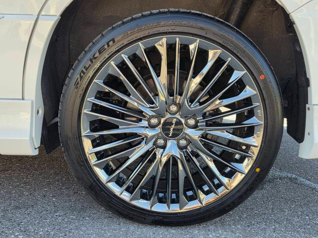 ヴォクシー ＺＳ　煌ＩＩＩ（18枚目）