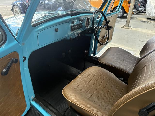 ビートル 12V 右ハンドル・ディーラー車・フロントディスクブレーキ・オーバーホール済1600ccエンジン・ノーマル車高(22枚目)