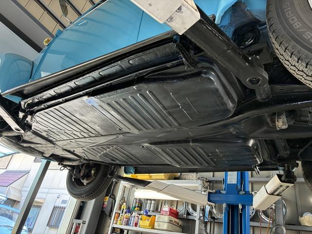 ビートル 12V 右ハンドル・ディーラー車・フロントディスクブレーキ・オーバーホール済1600ccエンジン・ノーマル車高(30枚目)