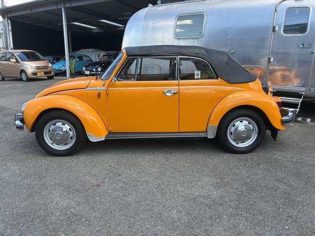 ビートル 1303Sカブリオレ ドイツ最終モデルコンバーチブル・左ハンドル・ディーラー車・エンジンオーバーホール済1600cc・インジェクション(5枚目)