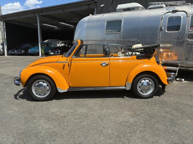 ビートル 1303Sカブリオレ ドイツ最終モデルコンバーチブル・左ハンドル・ディーラー車・エンジンオーバーホール済1600cc・インジェクション(8枚目)