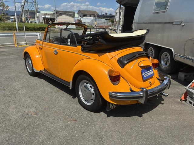 ビートル 1303Sカブリオレ ドイツ最終モデルコンバーチブル・左ハンドル・ディーラー車・エンジンオーバーホール済1600cc・インジェクション(10枚目)
