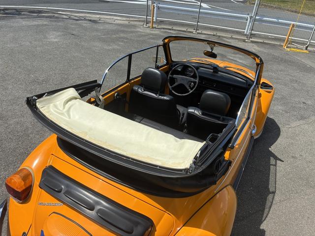 ビートル 1303Sカブリオレ ドイツ最終モデルコンバーチブル・左ハンドル・ディーラー車・エンジンオーバーホール済1600cc・インジェクション(14枚目)