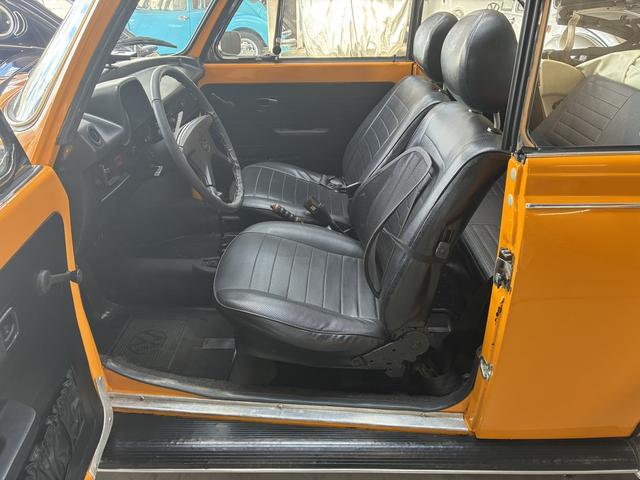 ビートル 1303Sカブリオレ ドイツ最終モデルコンバーチブル・左ハンドル・ディーラー車・エンジンオーバーホール済1600cc・インジェクション(21枚目)