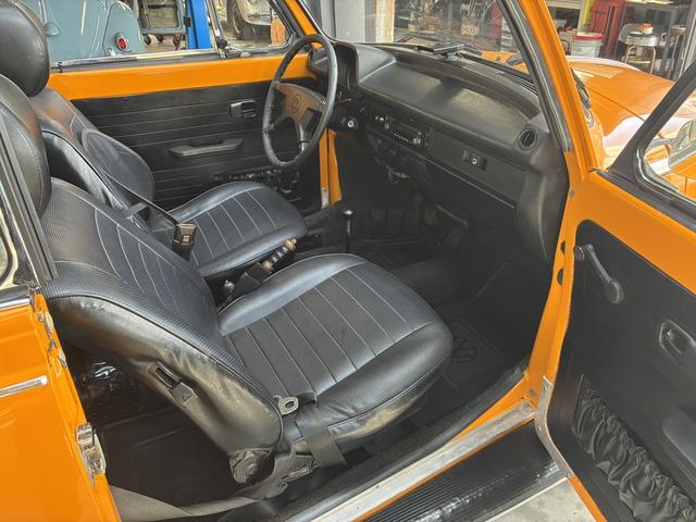 ビートル 1303Sカブリオレ ドイツ最終モデルコンバーチブル・左ハンドル・ディーラー車・エンジンオーバーホール済1600cc・インジェクション(22枚目)