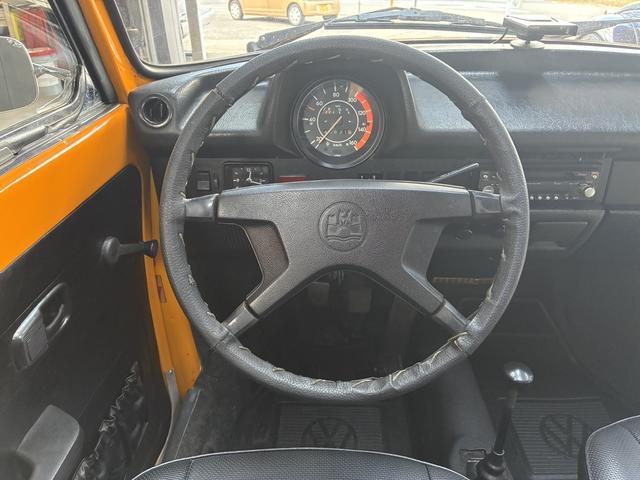 ビートル 1303Sカブリオレ ドイツ最終モデルコンバーチブル・左ハンドル・ディーラー車・エンジンオーバーホール済1600cc・インジェクション(25枚目)