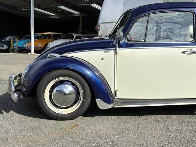 ビートル 1600i ビンテージスタイル・メキシコビートル・左ハンドル・フロントローダウン・ウッドステアリング・エアコン・フロントディスクブレーキ・インジェクション(10枚目)