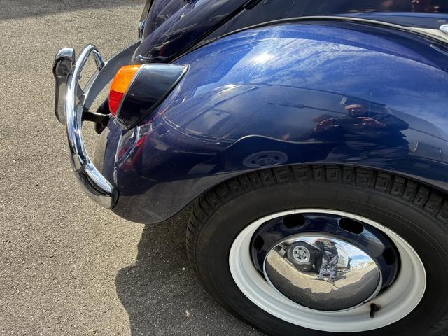 ビートル 1600i ビンテージスタイル・メキシコビートル・左ハンドル・フロントローダウン・ウッドステアリング・エアコン・フロントディスクブレーキ・インジェクション(14枚目)