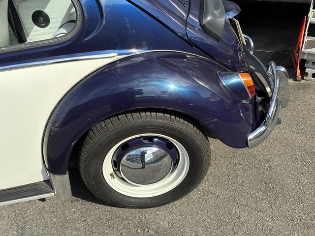 ビートル 1600i ビンテージスタイル・メキシコビートル・左ハンドル・フロントローダウン・ウッドステアリング・エアコン・フロントディスクブレーキ・インジェクション(16枚目)