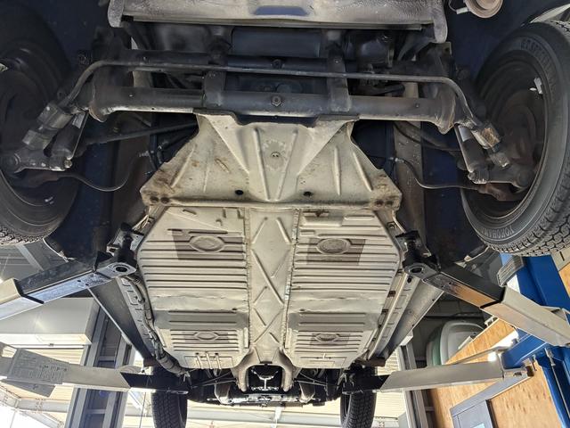 ビートル 1600i ビンテージスタイル・メキシコビートル・左ハンドル・フロントローダウン・ウッドステアリング・エアコン・フロントディスクブレーキ・インジェクション(35枚目)