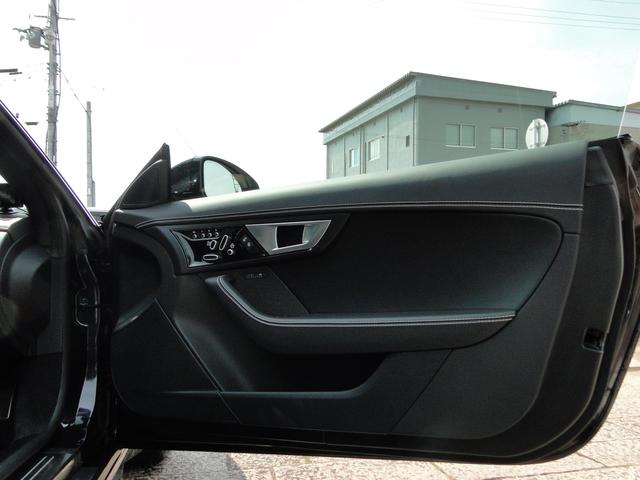 Rクーペ AWD 1オーナー車 実走行3500キロ(7枚目)