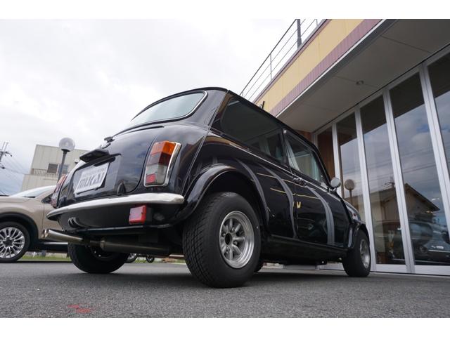 MINI クーパー センターメーターの為走行不明 自社ユーザー様買取り車輌(4枚目)