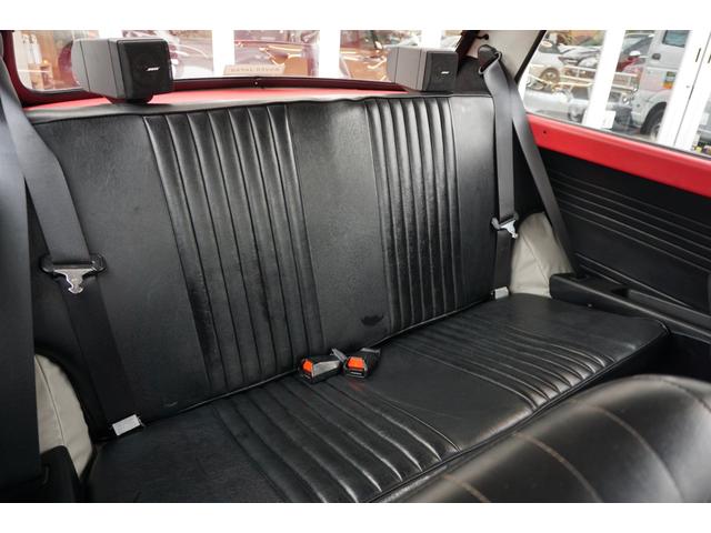 MINI クーパー センターメーターの為走行不明 自社ユーザー様買取り車輌(9枚目)