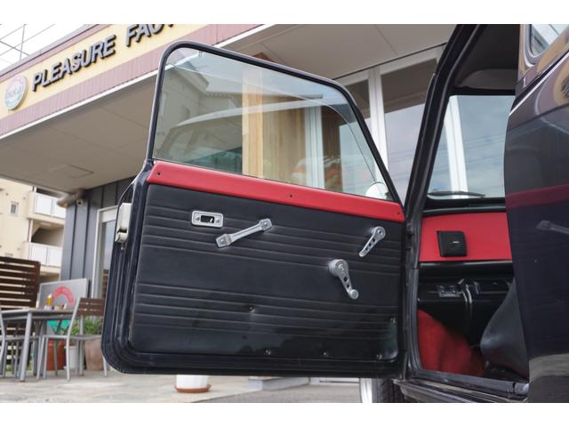 MINI クーパー センターメーターの為走行不明 自社ユーザー様買取り車輌(10枚目)