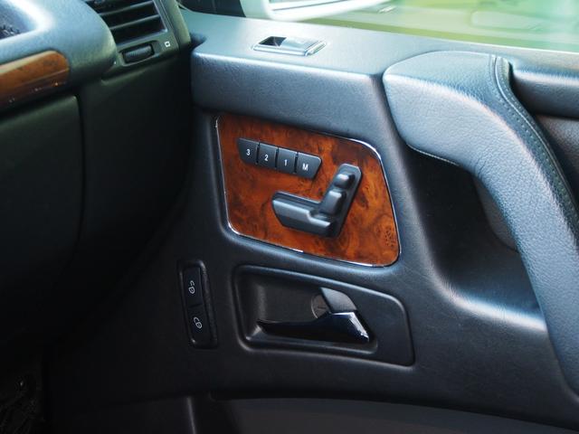 電動シート（運転席・助手席）