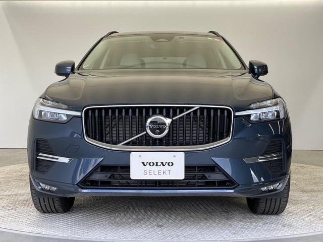 ＸＣ６０ プラス　Ｂ５　認定中古車　Ｇｏｏｇｌｅ搭載ナビ　白革シート　パイロットアシスト　インテリセーフ　３６０°ビューカメラ　レーダークルーズ　純正９インチナビ　禁煙車　シートヒーター　パワーシート　Ｂｌｕｅｔｏｏｔｈ（17枚目）