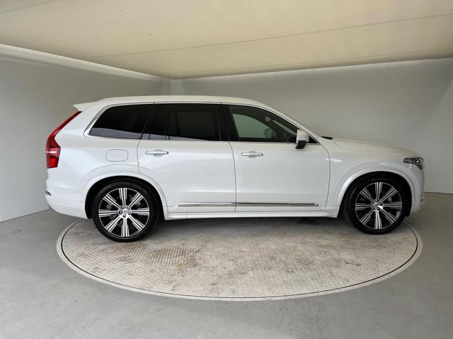 ＸＣ９０ リチャージ　ＰＨＶ　Ｔ８　ＡＷＤ　インスクリプション　認定中古車　サンルーフ　アダプティブクルーズコントロール　パイロットアシスト　３６０°カメラ　衝突被害軽減ブレーキ　シートヒーター　Ａｐｐｌｅ　Ｃａｒ　Ｐｌａｙ（20枚目）