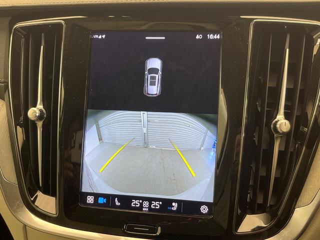 Ｖ６０ アルティメット　Ｂ４　認定中古車　純正９インチナビ　Ｇｏｏｇｌｅモデル　ｈａｒｍａｎ／ｋａｒｄｏｎ　白革シート　３６０°ビューカメラ　シートベンチレーション　パワーシート　パワーバックドア　ＬＥＤヘッドライト　ルーフレール（46枚目）