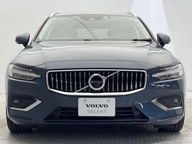 Ｖ６０ Ｂ５　インスクリプション　認定中古車　純正９インチナビ　Ｂｏｗｅｒｓ＆Ｗｉｌｋｉｎｓ　白革シート　３６０°ビューカメラ　パイロットアシスト　シートベンチレーション　パワーシート　Ａｐｐｌｅ　Ｃａｒ　Ｐｌａｙ　Ｂｌｕｅｔｏｏｔｈ（17枚目）