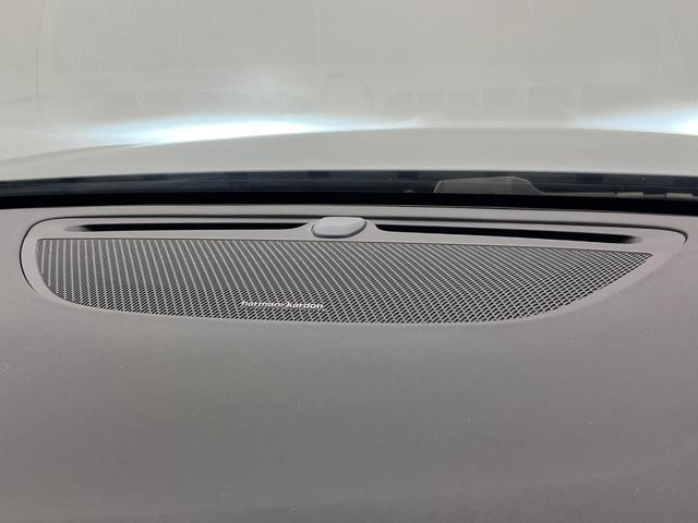 Ｖ６０ Ｔ５　インスクリプション　純正９インチナビ　白革シート　ｈａｒｍａｎ／ｋａｒｄｏｎ　３６０°ビューカメラ　パイロットアシスト　パワーシート　シートベンチレーション　パワーシート　Ａｐｐｌｅ　Ｃａｒ　Ｐｌａｙ　Ｂｌｕｅｔｏｏｔｈ（5枚目）