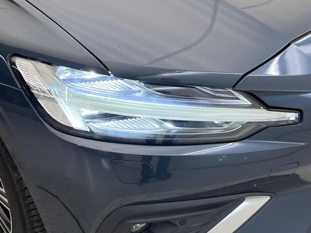 Ｖ６０ Ｔ５　インスクリプション　純正９インチナビ　白革シート　ｈａｒｍａｎ／ｋａｒｄｏｎ　３６０°ビューカメラ　パイロットアシスト　パワーシート　シートベンチレーション　パワーシート　Ａｐｐｌｅ　Ｃａｒ　Ｐｌａｙ　Ｂｌｕｅｔｏｏｔｈ（15枚目）
