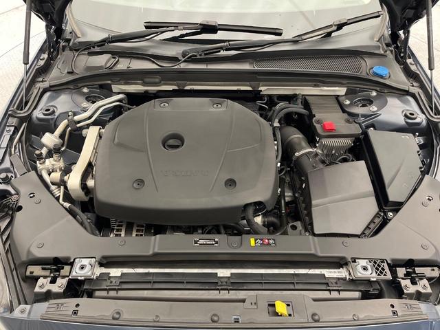 Ｖ６０ Ｔ５　インスクリプション　純正９インチナビ　白革シート　ｈａｒｍａｎ／ｋａｒｄｏｎ　３６０°ビューカメラ　パイロットアシスト　パワーシート　シートベンチレーション　パワーシート　Ａｐｐｌｅ　Ｃａｒ　Ｐｌａｙ　Ｂｌｕｅｔｏｏｔｈ（21枚目）