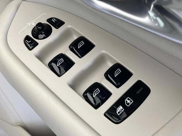ＸＣ９０ アルティメット　Ｂ５　ＡＷＤ　認定中古車　サンルーフ　Ｂｏｗｅｒｓ　＆　Ｗｉｌｋｉｎｓ　Ｇｏｏｇｌｅモデル　白革シート　３６０°ビューカメラ　禁煙車　シートベンチレーション　メモリー機能付きパワーシート　純正ナビ　ＬＥＤライト（35枚目）
